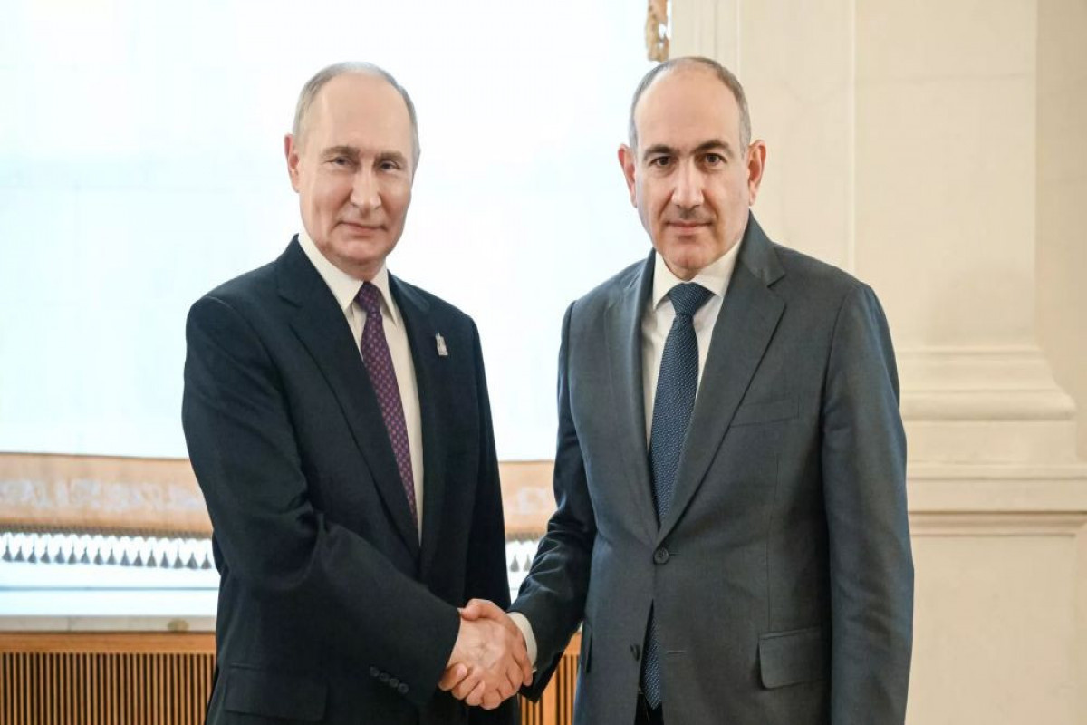 Putin Paşinyanı təbrik etməyə tələsmir
