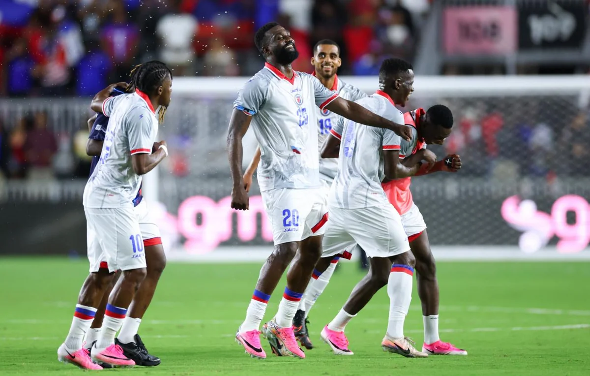 DÇ-2026 üçün Haiti millisinin forması məcburi dəyişdirildi