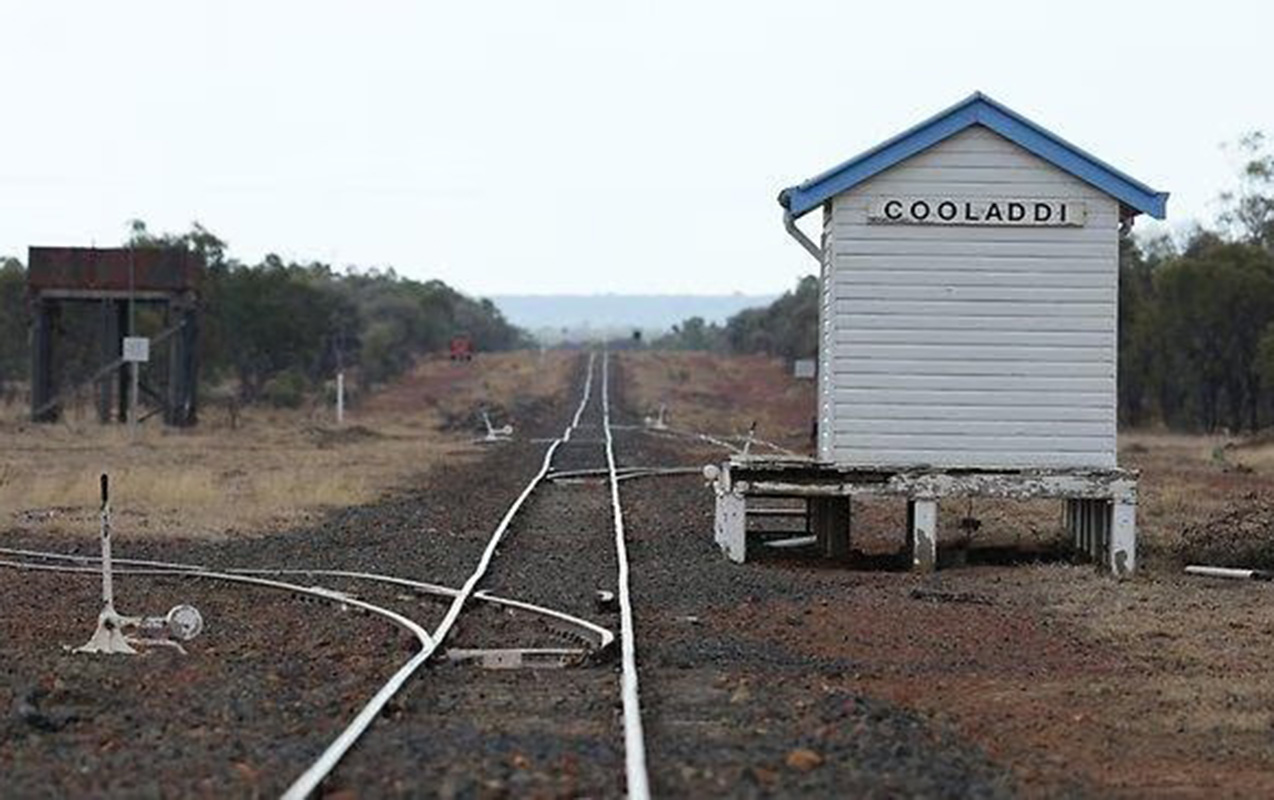 Avstraliyada cəmi 2 sakini olan şəhər satılır: 400 min dollara - FOTOLAR