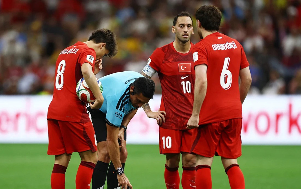 9 turnirin 8-də məğlubiyyət