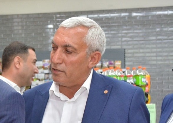 Məşhur iş adamının ailəsinə qarşı 600 minlik şantaj: Həbs olunan var