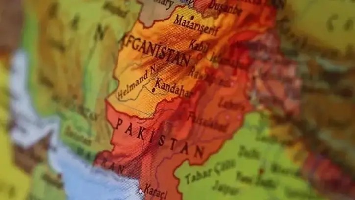 Əfqanıstan Pakistana hücum etdi 
