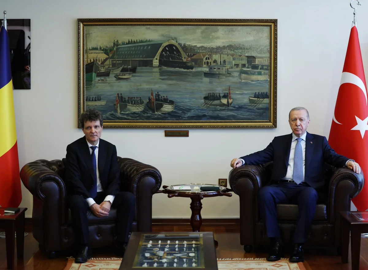 Ərdoğan Nikuşor Dan ilə regional məsələləri müzakirə edib