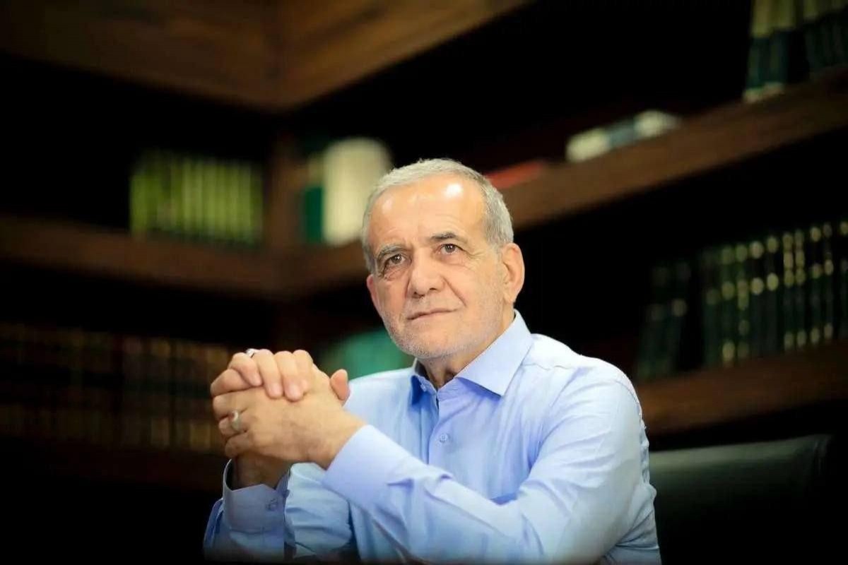 Pezeşkian: "İran uranın zənginləşdirilməsindən imtina etməyək"