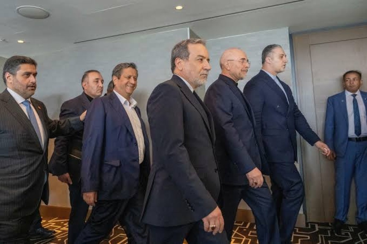 İran nümayəndə heyəti ABŞ-la 18 saatlıq danışıqlardan sonra İsveçrəni tərk edib