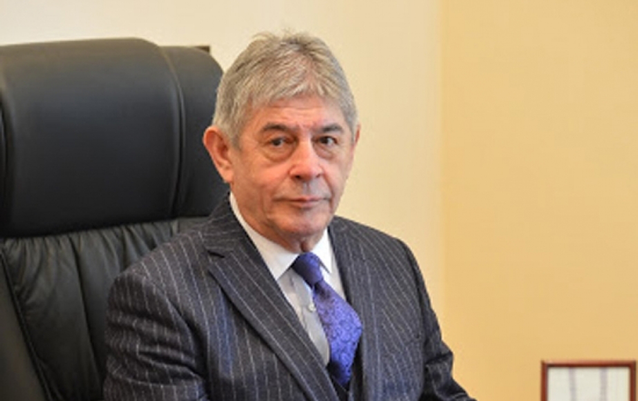 Prezident onu təltif etdi