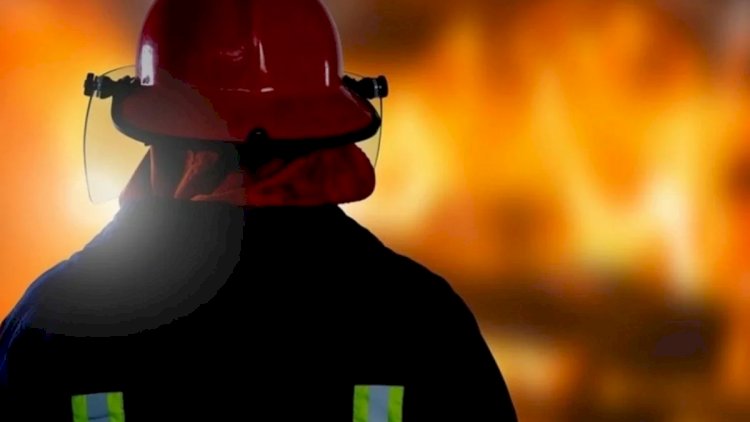 İmişlidə bir neçə ticarət obyekti yanır