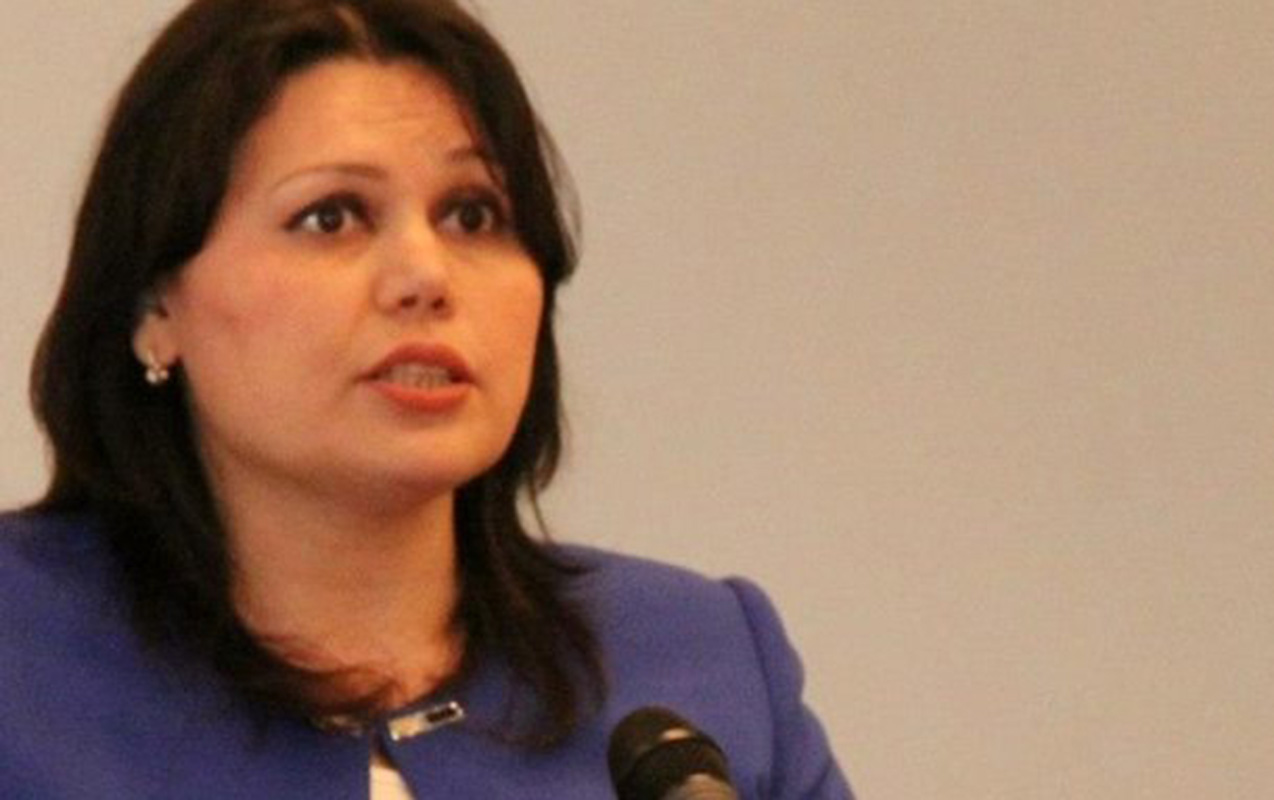 Məktəb direktoruna kabinetində xəsarət yetirdi: Bu cəza verildi