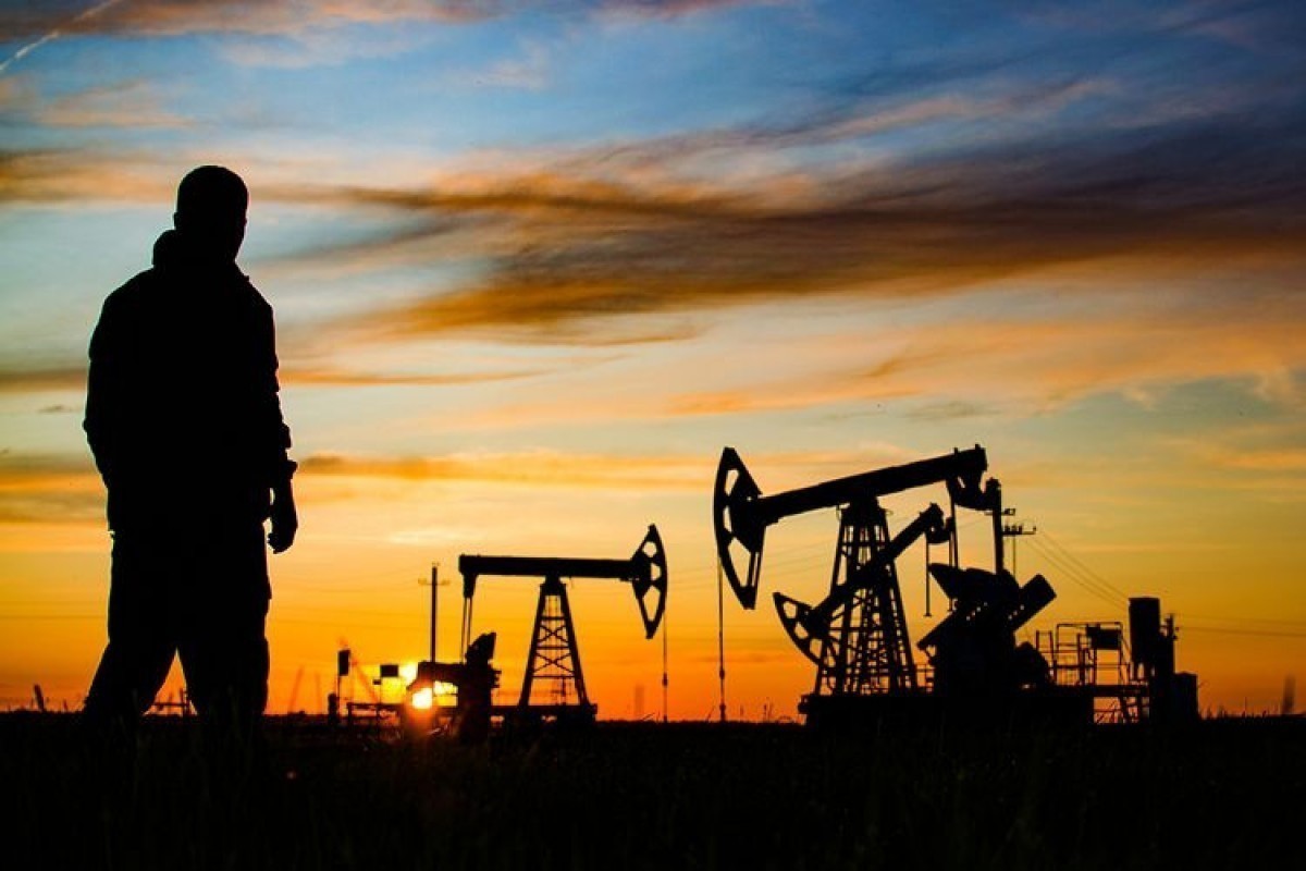 “Brent” nefti 4 %-dən çox ucuzlaşıb