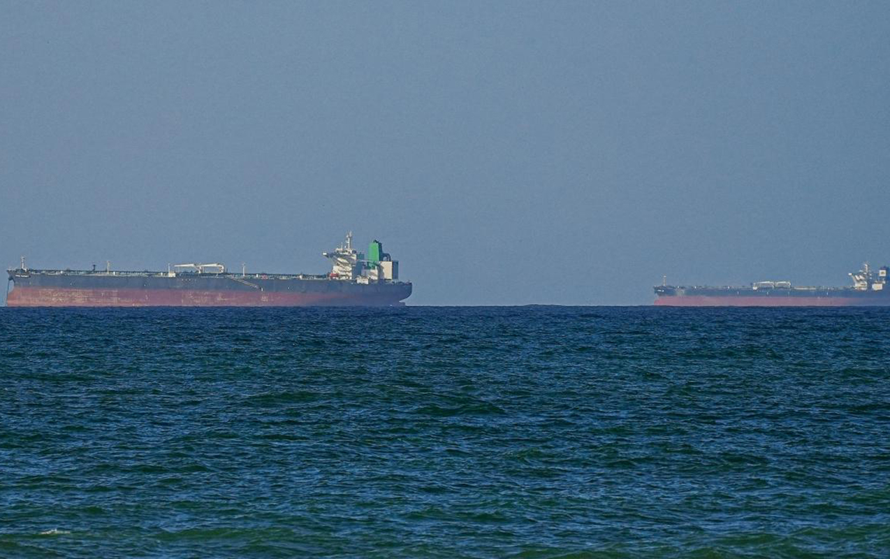 Hörmüzdə daha bir tanker vuruldu