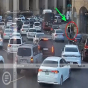 Yol polisi skuterçini faciədən xilas etdi - GÖRÜNTÜSÜ