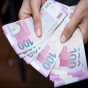 Orta aylıq maaş 1200 manata çatır