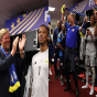 Niderland kralı Kürasao millisinin futbolçuları ilə rəqs etdi - VİDEO