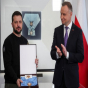 Həmin ordeni Polşaya qaytardı - FOTO