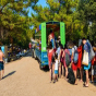 Minlərlə turist bu bölgəyə traktorla gedir
