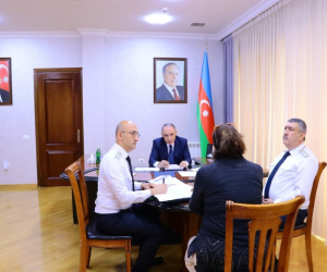 Baş prokuror Xətai rayonunda qəbul keçirib - FOTOLAR