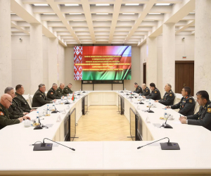Kərim Vəliyev belaruslu həmkarı ilə regional təhlükəsizliyi müzakirə edib