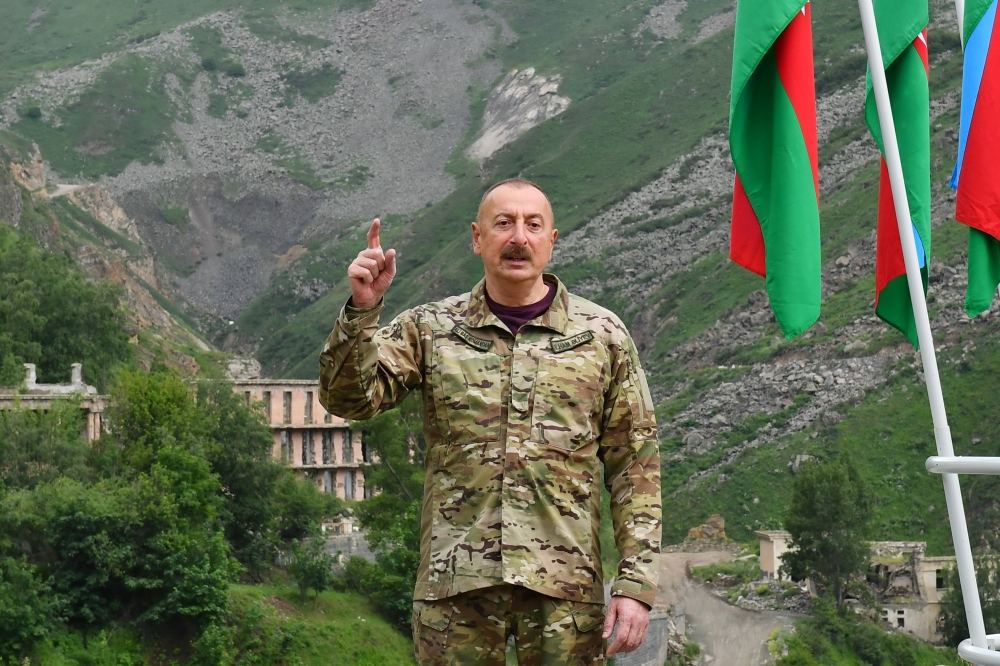 Qalib ölkənin müzəffər lideri: Prezidentə yüksək etimad