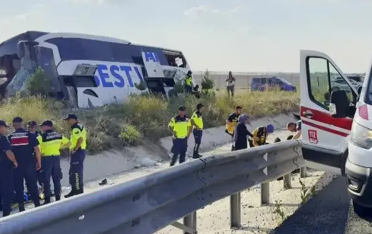 Türkiyədən İraqa gedən avtobus aşdı - 40 nəfər xəsarət aldı