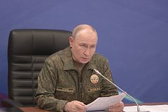 Putin niyə hərbi forma GEYİNDİ?