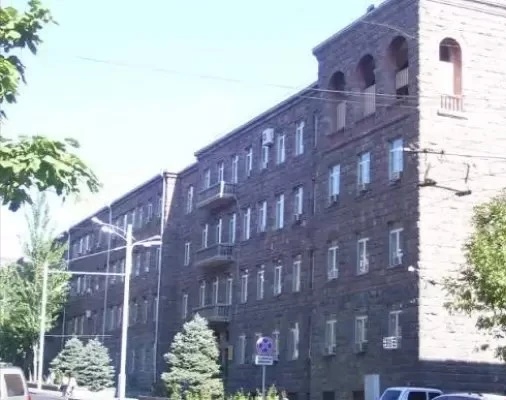 İran vətəndaşı İrəvanda özünü öldürmək istədi