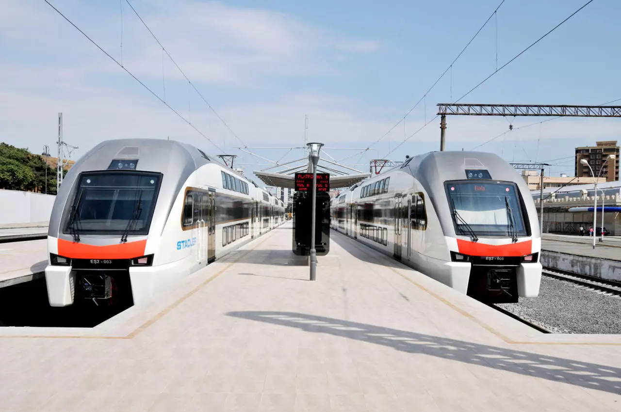 ADY sərnişindaşımanı 18 % artırıb