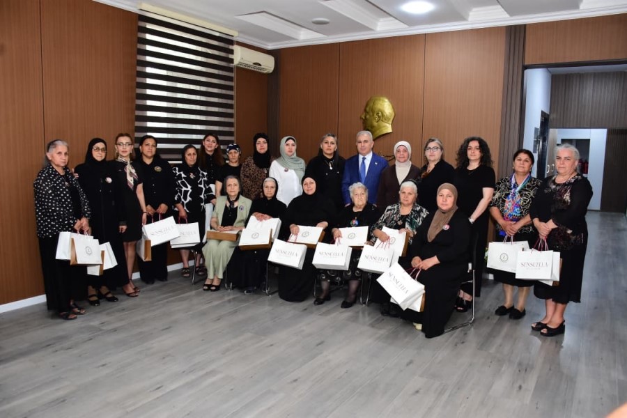 "Aprel şəhidlərinin ailə üzvləri ilə iş" adlı layihəsi çərçivəsində şəhid anaları ilə görüş keçirilib