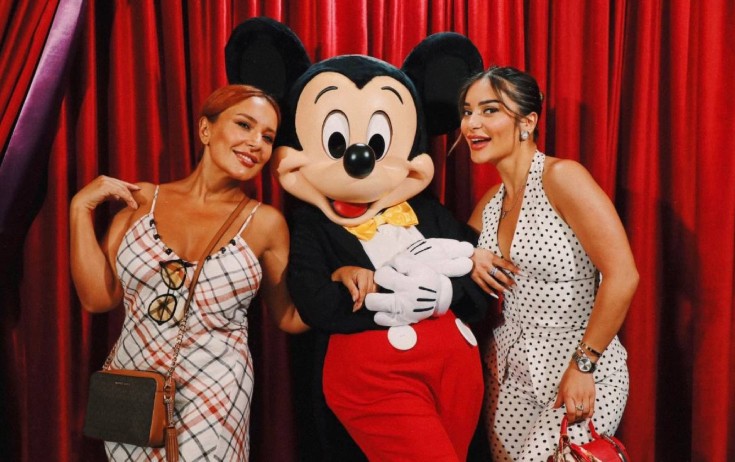 Tünzalə qızı ilə "Disneyland"də - FOTOLAR